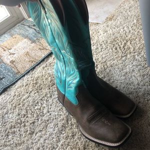 Ariat cowboy boots